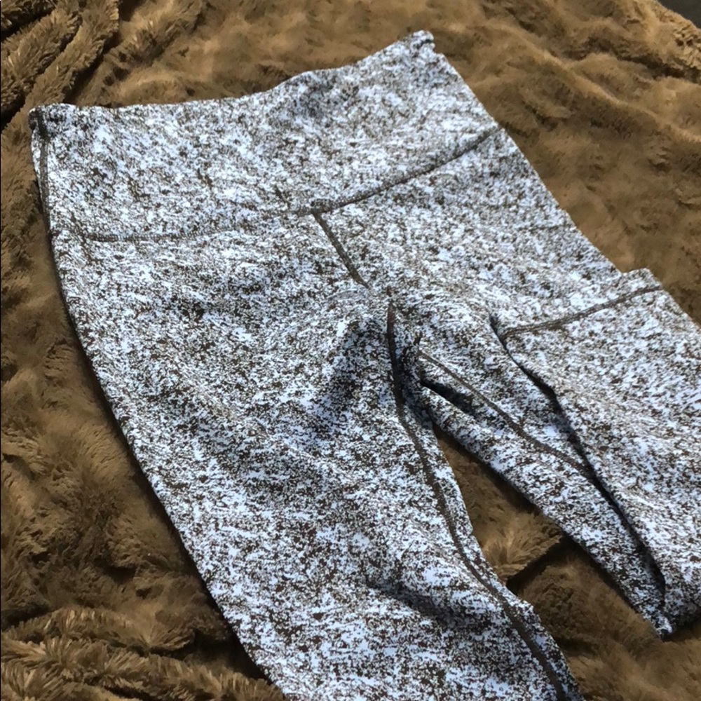 Yoga crop pants